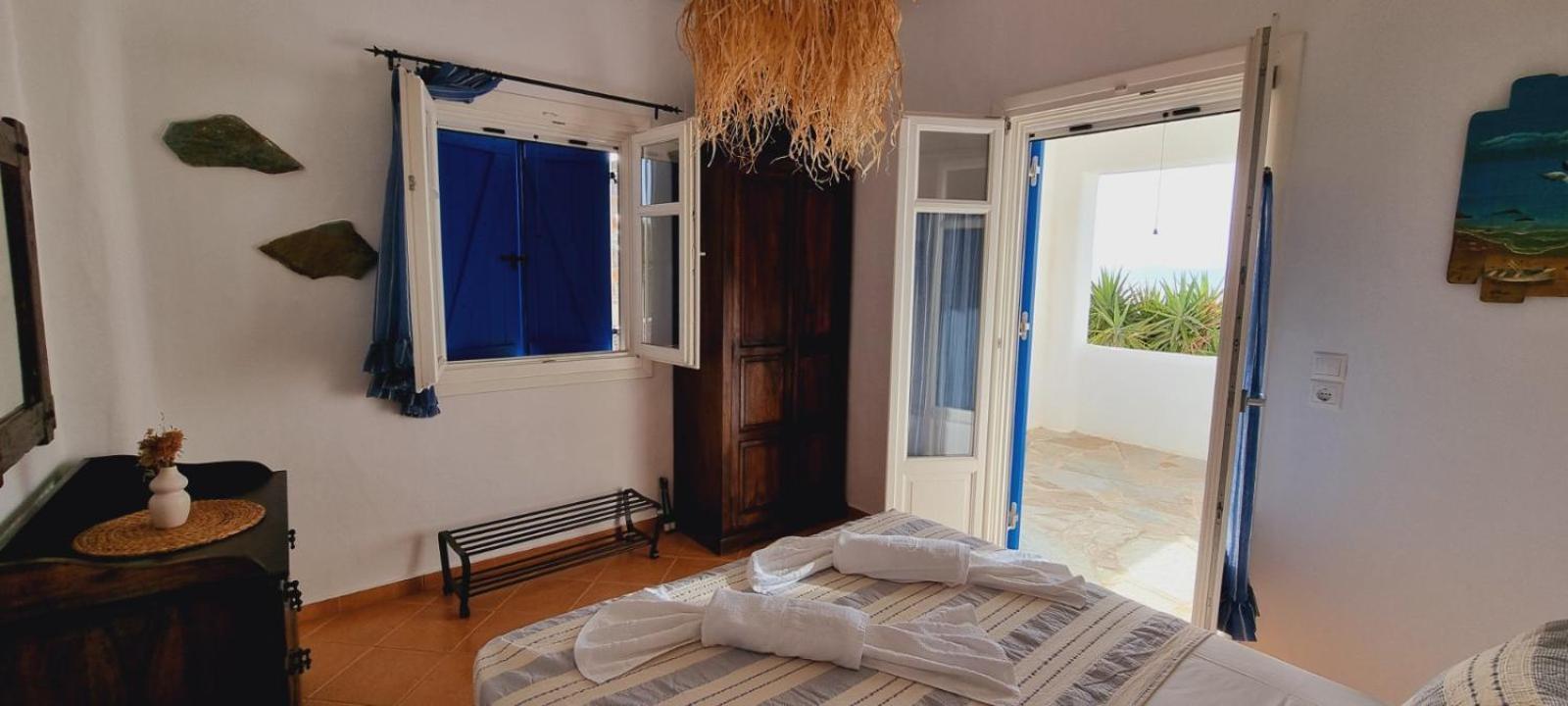 Syros Apartments Suites Chryssonisos Kini Eksteriør billede