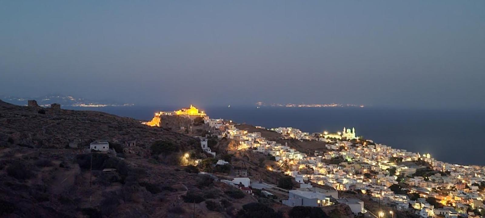 Syros Apartments Suites Chryssonisos Kini Eksteriør billede