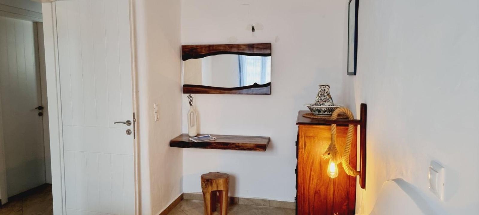 Syros Apartments Suites Chryssonisos Kini Eksteriør billede